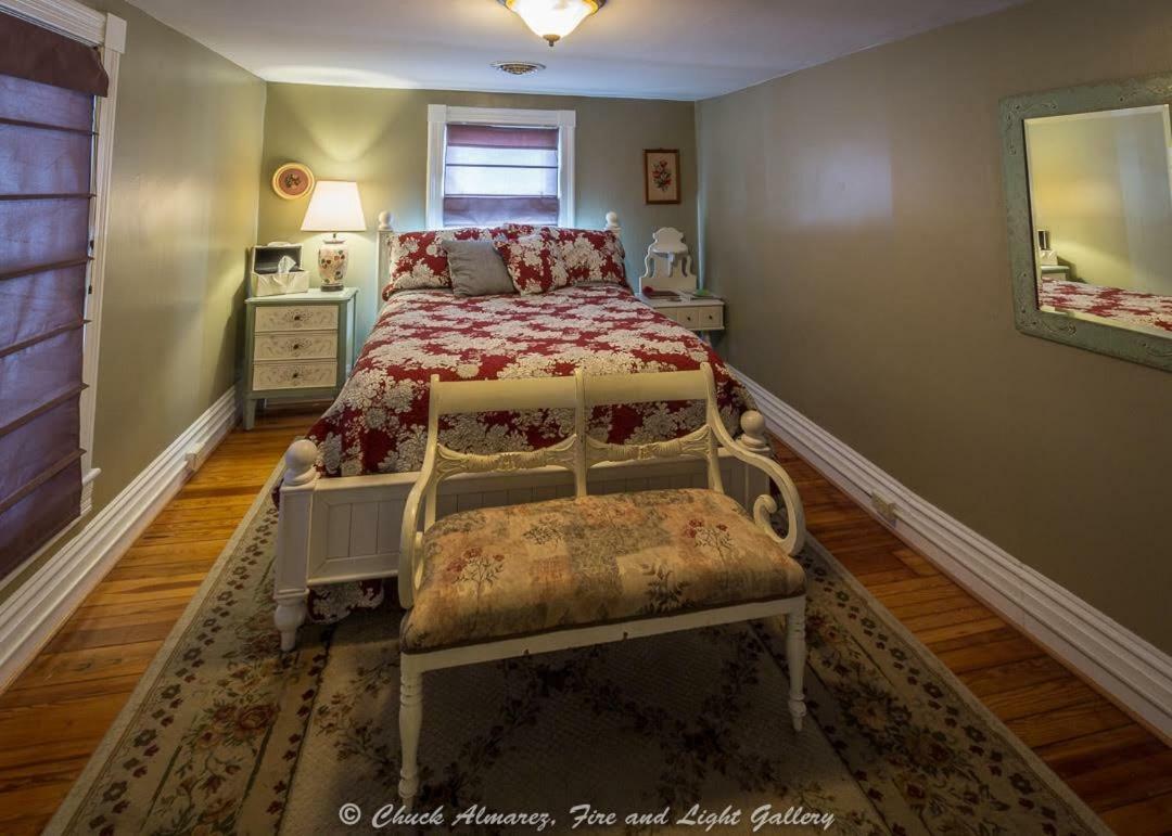The Red Lantern Inn Low Moor Екстер'єр фото